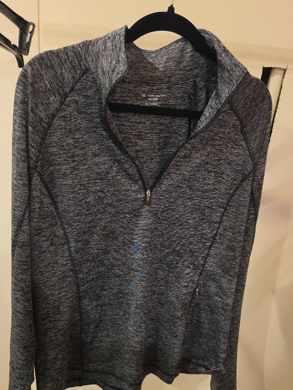 tek gear Women’s Heathered Charcoal Quarter-Zip Pullover